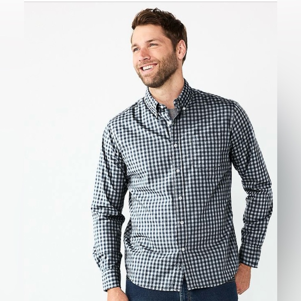 H&M men’s XXL slim fit long sleeve button up shirt, navy blue, and white chick